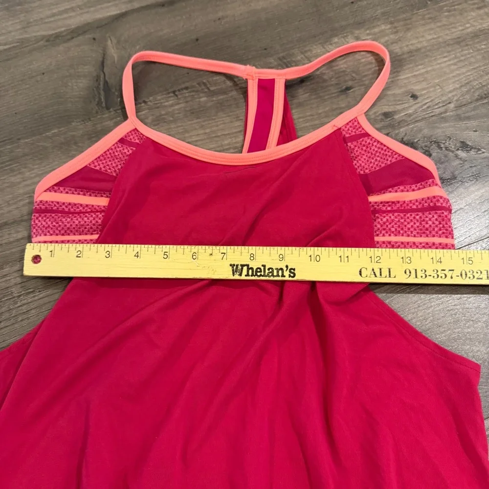 Nike Womens Racerback Tank Top Built-In Bra Pink Coral Large Activewear Yoga